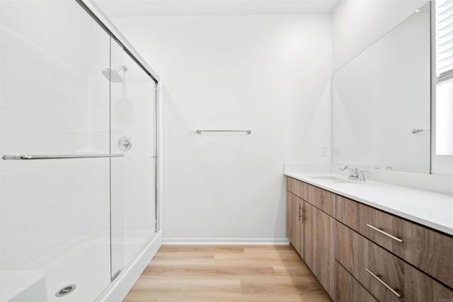 5212 Beachfront, San Diego CA: https://media.crmls.org/mediaz/1c68f3c0-11e1-4983-946d-38648f6d56d2.jpg