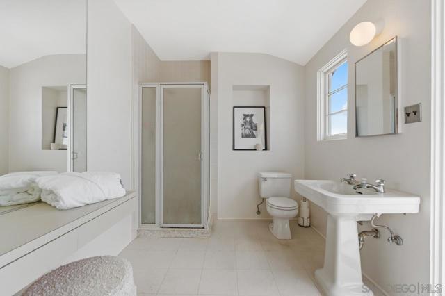 7316 Encelia Dr., La Jolla CA: https://media.crmls.org/mediaz/1c699412-a583-4a44-a04c-fe9e4a9471ee.jpg