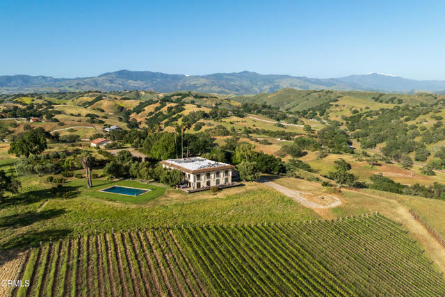 3001 Long Valley Road, Santa Ynez CA: https://media.crmls.org/mediaz/1c6a345f-9ba8-4a97-a1be-a4e4dcb9a13c.jpg