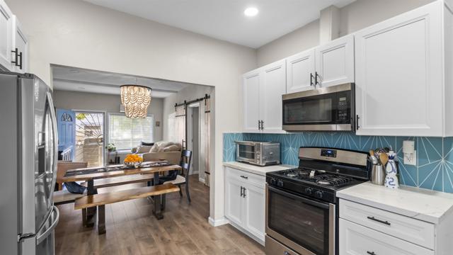 Detail Gallery Image 8 of 32 For 5 Hensley St, San Diego,  CA 92102 - – Beds | – Baths