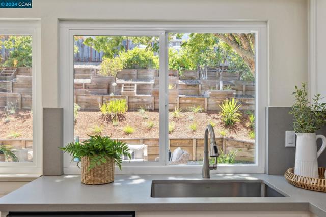 Image 17 of 59 For 2274 Dapplegray Lane