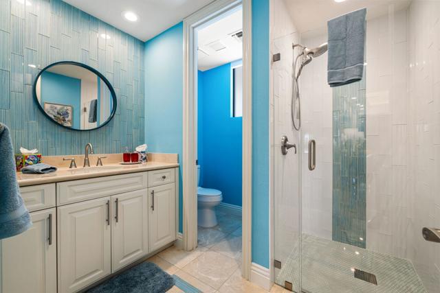 6 Barnard Court, Rancho Mirage CA: https://media.crmls.org/mediaz/1c6d323d-836a-455f-9ed1-8da374473e7c.jpg