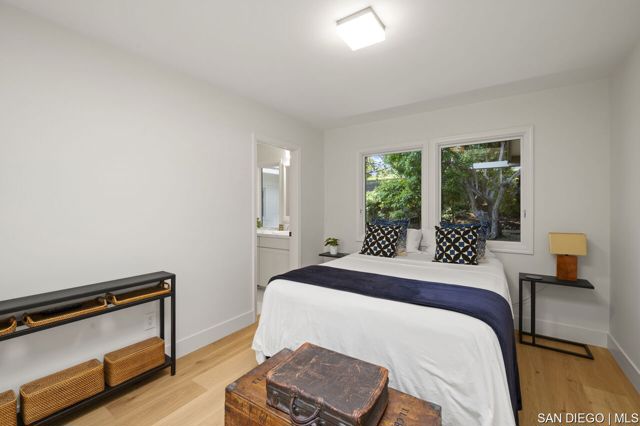 5931 Citadel CIR, La Jolla CA: https://media.crmls.org/mediaz/1c6d968e-fb52-46fa-a172-5b0b02457f79.jpg