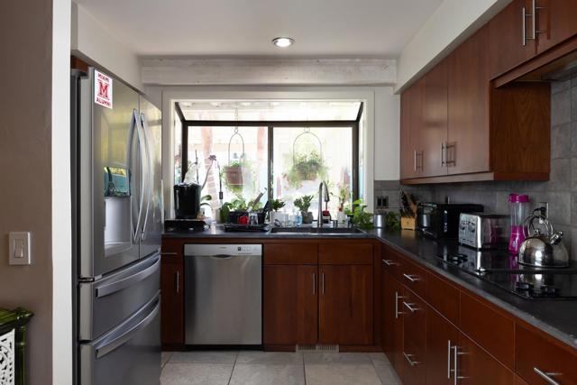 9662 Willow Court, Carmel CA: https://media.crmls.org/mediaz/1c6dd5a7-5ce5-4e80-920c-71afcc3bfb02.jpg