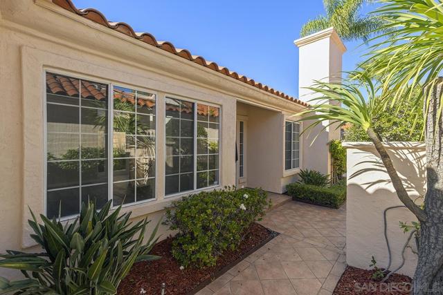 12071 Caminito Corriente, San Diego CA: https://media.crmls.org/mediaz/1c6f6910-f584-4a46-b4b3-5b802e533086.jpg