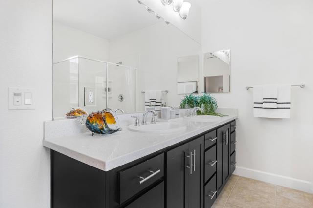 1688 Lee Way, Milpitas CA: https://media.crmls.org/mediaz/1c6fb85d-1394-4703-a9ce-386e236ada31.jpg