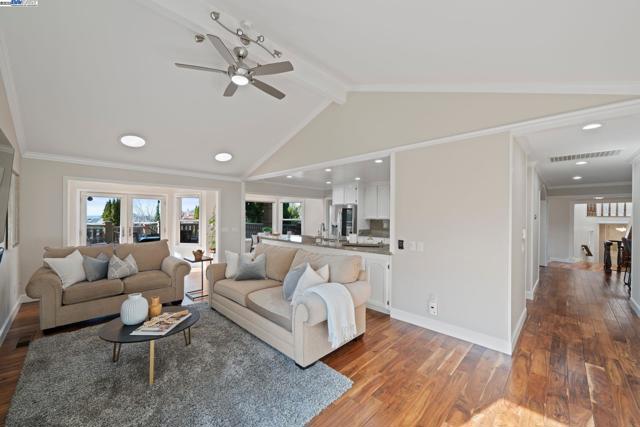 46925 Aloe Court, Fremont CA: https://media.crmls.org/mediaz/1c702b62-8e78-4717-a713-5796291a9d37.jpg