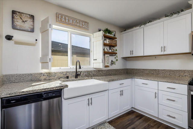 20-Kitchen