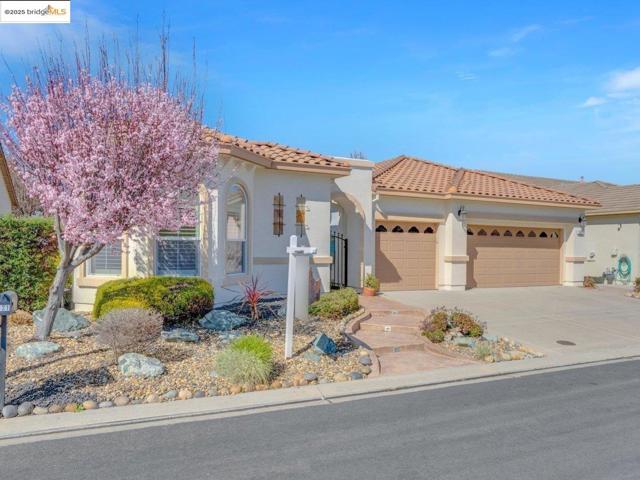 517 Marianna PL, Rio Vista CA: https://media.crmls.org/mediaz/1c72720a-d1f5-45cd-ad91-f6e8b54be56c.jpg