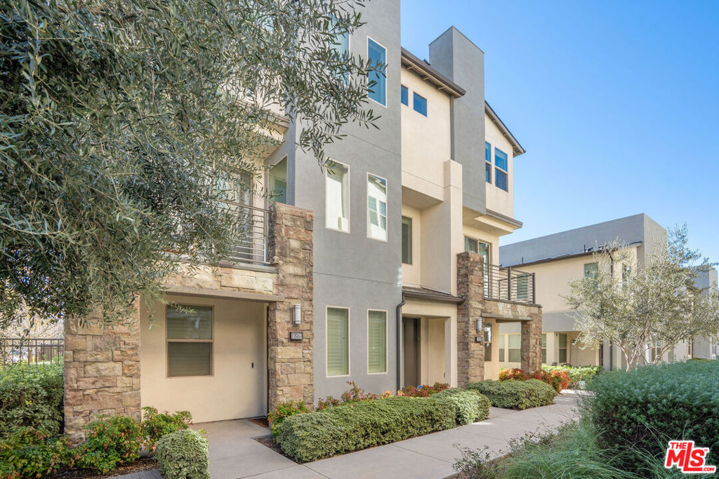 19505 Herringbone Drive