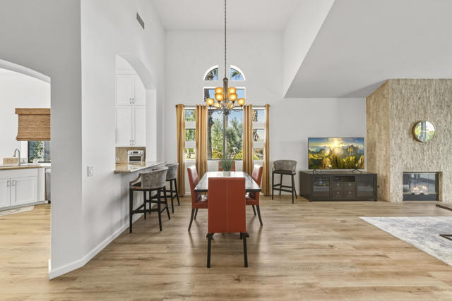 110 Celano Circle, Palm Desert CA: https://media.crmls.org/mediaz/1c74230b-f86a-4cd1-a20c-420454e16066.jpg