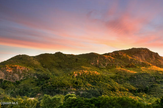 29677 Mulholland Highway, Agoura Hills CA: https://media.crmls.org/mediaz/1c74a152-57fd-462c-8f75-84eed9abea49.jpg