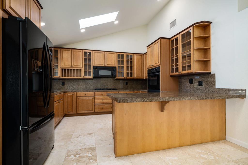 MLS #219139298DA image #12