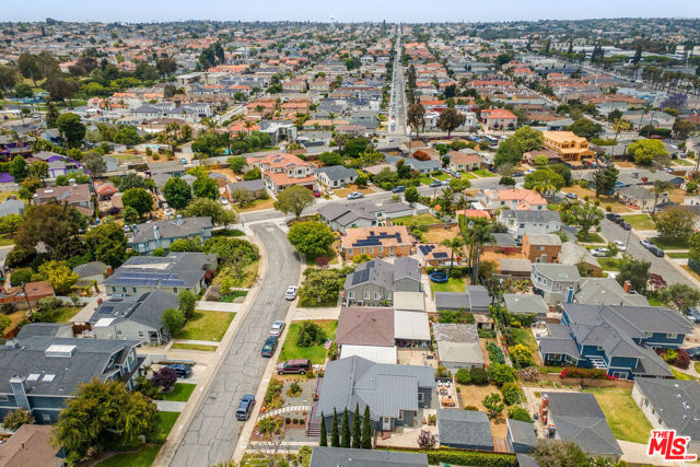 2409 Spurgeon Avenue, Redondo Beach, California 90278, 3 Bedrooms Bedrooms, ,2 BathroomsBathrooms,Residential,Sold,Spurgeon,25544111 2409 Spurgeon Avenue, Redondo Beach, California 90278, 3 Bedrooms Bedrooms, ,2 BathroomsBathrooms,Residential,Sold,Spurgeon,25544111