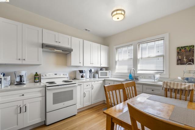 Image 18 of 33 For 1722 Walnut St