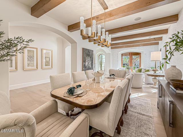 25877 Shady Oak Lane, Valencia CA: https://media.crmls.org/mediaz/1c793fde-6c01-4f6c-bf21-b348e748a0fa.jpg