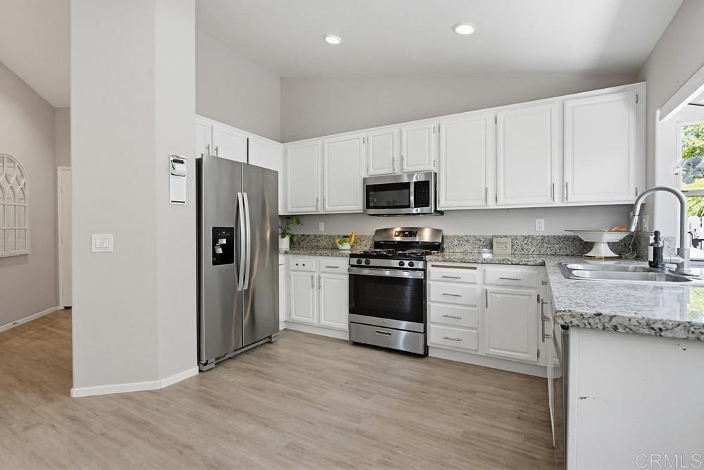 1738 Corte Viejo - photo 13