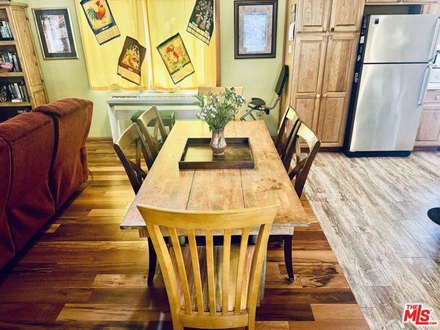 539 Lakewood Lane, Big Bear CA: https://media.crmls.org/mediaz/1c7a1abd-10af-4348-9ca7-019b4fc6a3aa.jpg