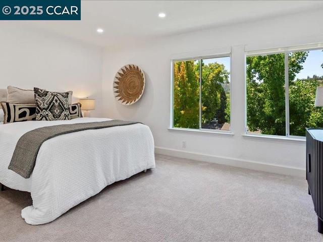 2175 Cactus Ct, Walnut Creek CA: https://media.crmls.org/mediaz/1c7a707e-08bf-442a-ba2a-0f4d99ae5d98.jpg