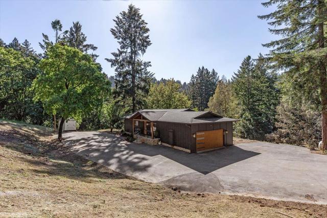17951 Mountain Charlie Road, Los Gatos CA: https://media.crmls.org/mediaz/1c7a9956-6b5b-4c5e-91dc-e4bc42b1dcea.jpg