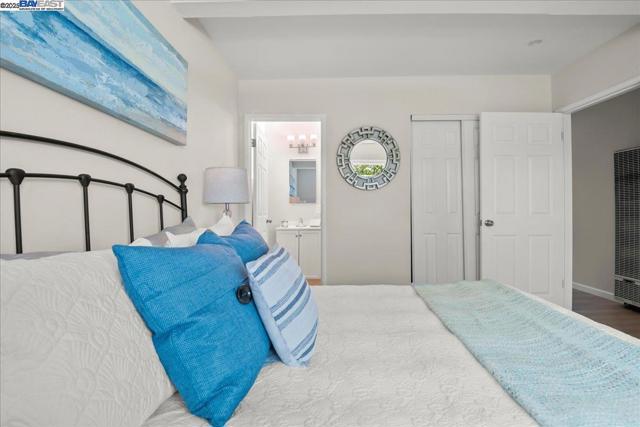 36533 Ruschin Dr, Newark CA: https://media.crmls.org/mediaz/1c7d67a7-2f0c-429f-a601-f7a0c5460073.jpg