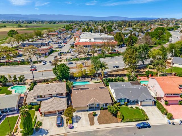 184 Park Sharon Drive, San Jose CA: https://media.crmls.org/mediaz/1c7da063-73f7-44e4-b3dc-3c5971b9a058.jpg