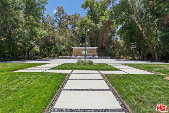 4261 Temma Court, Calabasas CA: https://media.crmls.org/mediaz/1c7e4927-5b36-4227-a1fd-0d51fdcd323c.jpg