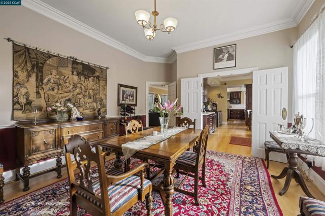 11417 Red Dog Rd, Nevada City CA: https://media.crmls.org/mediaz/1c7e7ef7-a4c2-4945-afdd-e0661c6800f7.jpg