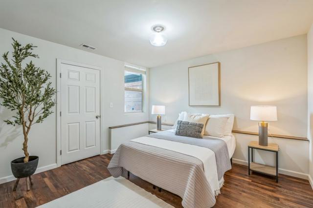 696 29th Street, Oakland CA: https://media.crmls.org/mediaz/1c7e9ae7-c547-41da-bb79-a318690b487d.jpg