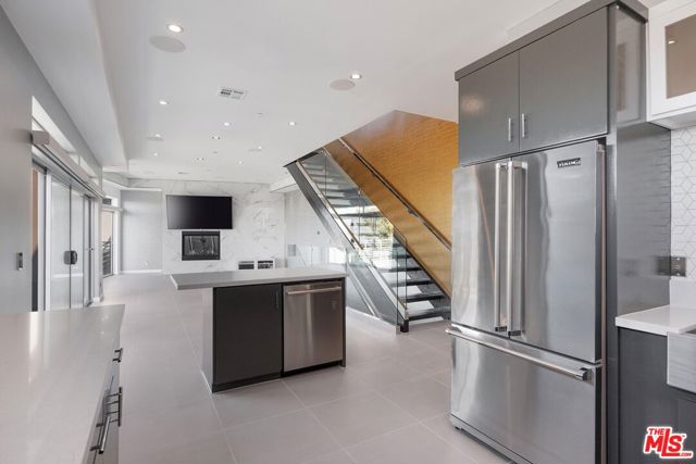 3 Bed Home for Sale in Studio City, California