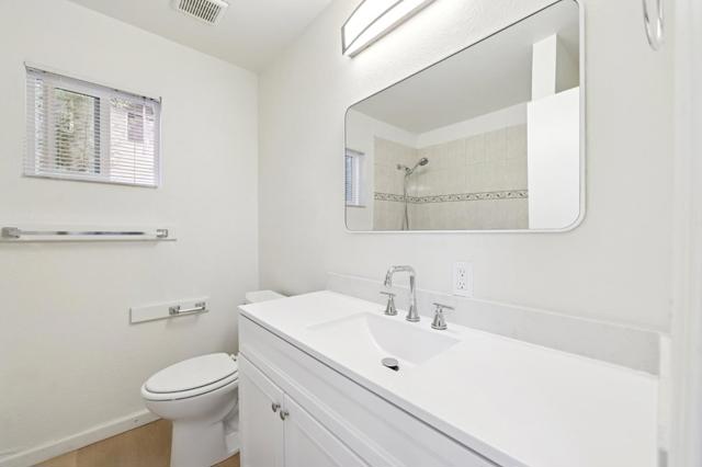 552 14th Avenue, Santa Cruz CA: https://media.crmls.org/mediaz/1c807b94-e3b8-470e-8c99-fb637de403eb.jpg
