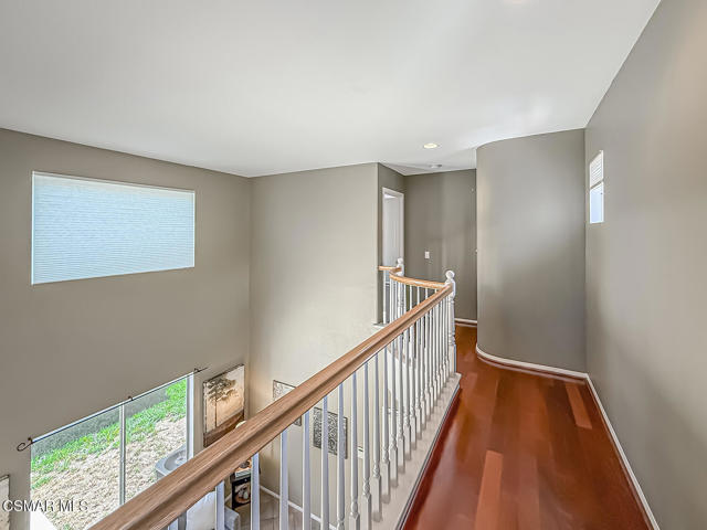2511 Aurora Lane, Simi Valley CA: https://media.crmls.org/mediaz/1c80d8b6-6d3c-4cd7-b698-0a97f1781881.jpg