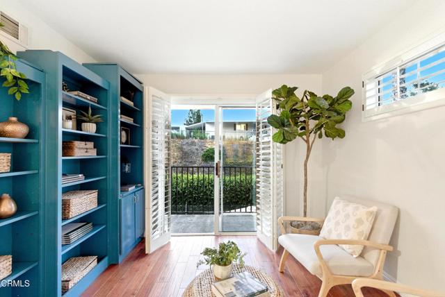 1117 Pan Court, Thousand Oaks CA: https://media.crmls.org/mediaz/1c8146c1-06a9-4922-89c2-b3d701e9f826.jpg