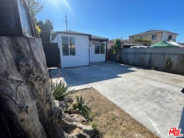 2114 Oris Street, Compton, California 90222, 2 Bedrooms Bedrooms, ,1 BathroomBathrooms,Single Family Residence,For Sale,Oris,24464821