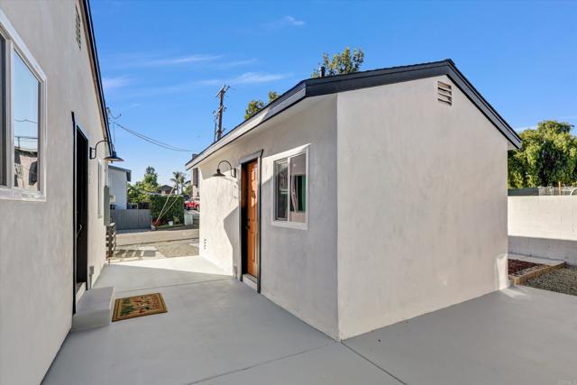 323 S 65th Street, Encanto CA: https://media.crmls.org/mediaz/1c833ada-dcdc-401f-8b33-3202d90c7c05.jpg