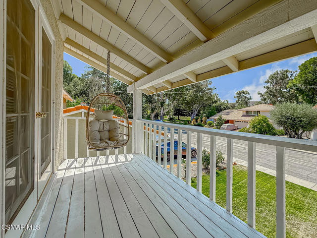 1646 Swansea Place, Westlake Village CA: https://media.crmls.org/mediaz/1c851843-0c98-4d0b-a2df-5c890e38ad5d.jpg