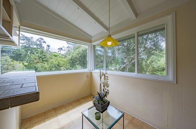 0 8th Ave & Forest Rd, Carmel CA: https://media.crmls.org/mediaz/1c8620bf-8163-4299-a7a6-35dc12327ada.jpg