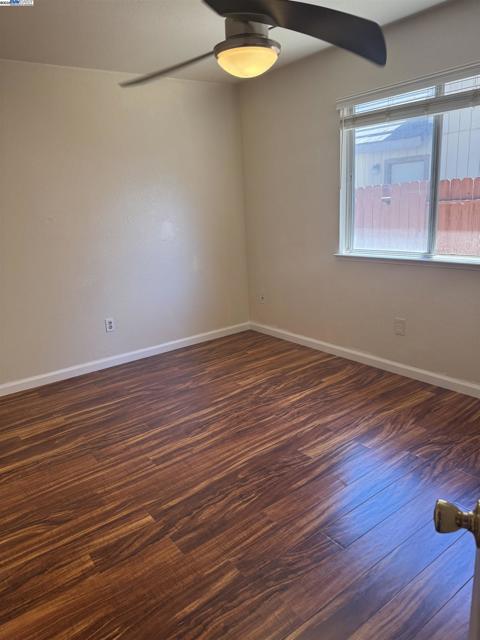 5325 Avante Lane, Salida CA: https://media.crmls.org/mediaz/1c863a69-19f8-4ee1-8de4-ca4238773aec.jpg