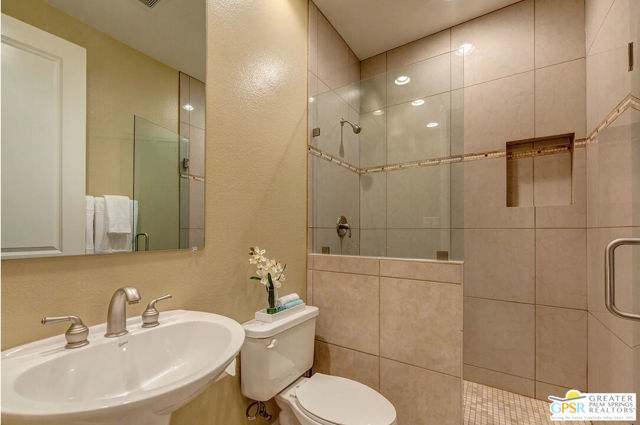 Image 12 of 32 For 48572 Sojourn Street
