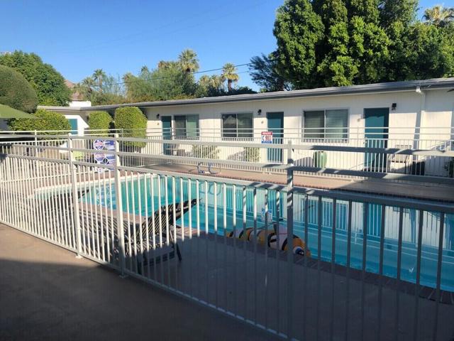 588 E Mel Avenue, Palm Springs CA: https://media.crmls.org/mediaz/1c8770b2-5dbc-4075-a65e-4f6fed208b60.jpg