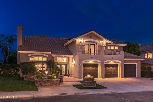 48 Golden Glen Drive, Simi Valley CA: https://media.crmls.org/mediaz/1c88795a-520f-415f-a1f9-50a4ea6ed242.jpg
