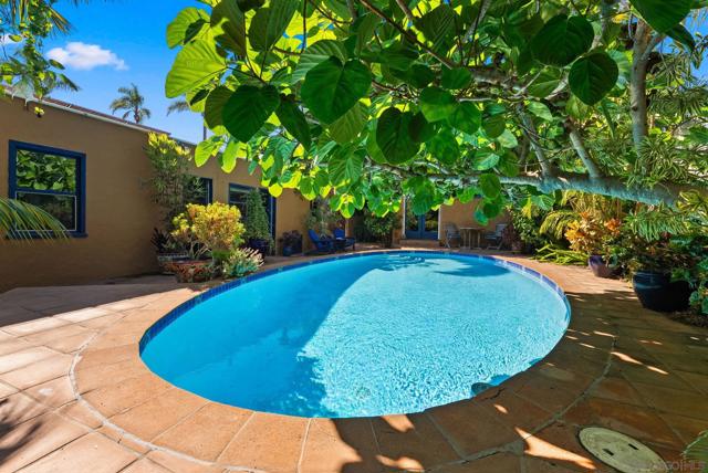 4965 Marlborough Drive, San Diego CA: https://media.crmls.org/mediaz/1c891f6a-7774-446f-a3d1-728f972f7b7a.jpg