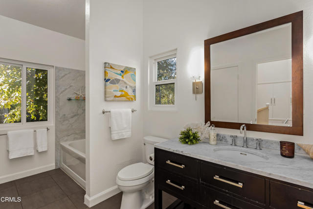 Detail Gallery Image 16 of 20 For 407 W Pedregosa St #1,  Santa Barbara,  CA 93101 - 3 Beds | 2/1 Baths