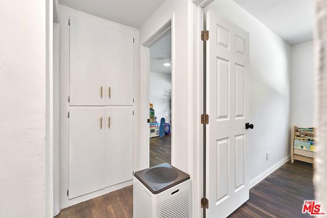 Image 18 of 42 For 5541 Marcella Avenue