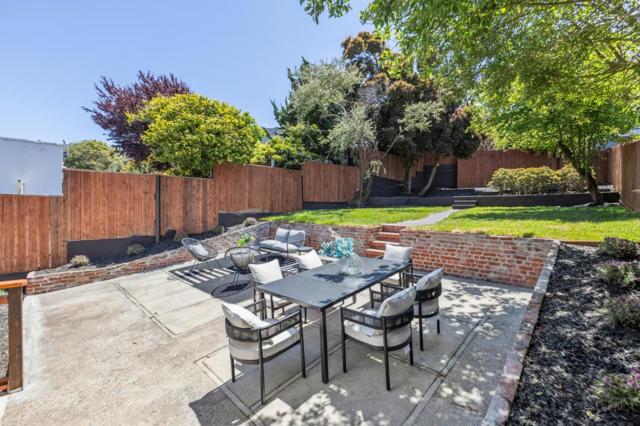 260 Curtis Street, San Francisco CA: https://media.crmls.org/mediaz/1c8d5f96-3556-4bad-8225-68ddd71645c0.jpg