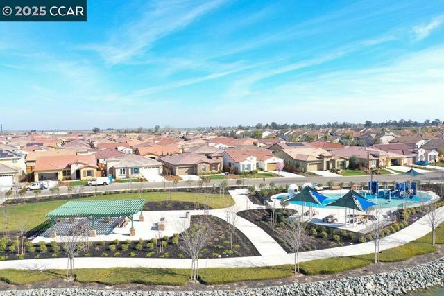 9956 Pyramid, Discovery Bay CA: https://media.crmls.org/mediaz/1c8e0f62-1d61-4a43-a226-b8be4ed830bd.jpg