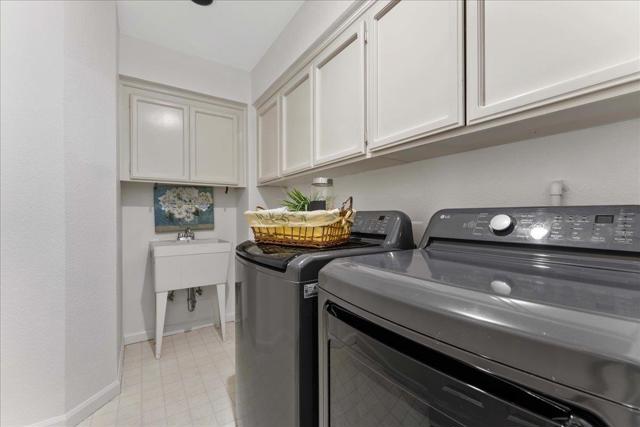 4640 Hampton Falls Place, San Jose CA: https://media.crmls.org/mediaz/1c8e718e-0212-437b-aa72-983bc39439b4.jpg