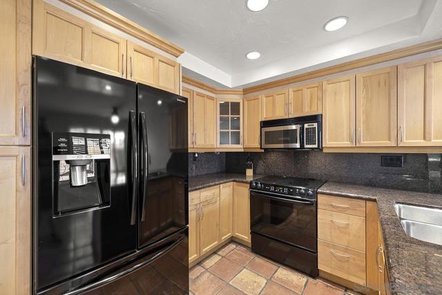 Image 7 of 34 For 9833 Rimpark Way