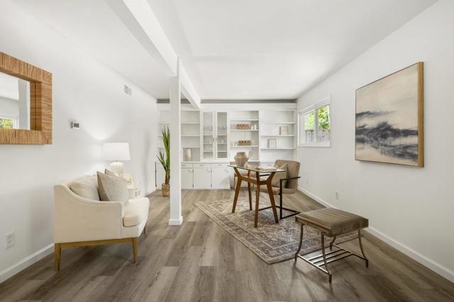 2085 Edgewood Road, Redwood City CA: https://media.crmls.org/mediaz/1c8f647a-ed5a-42e3-a146-9771700035c0.jpg