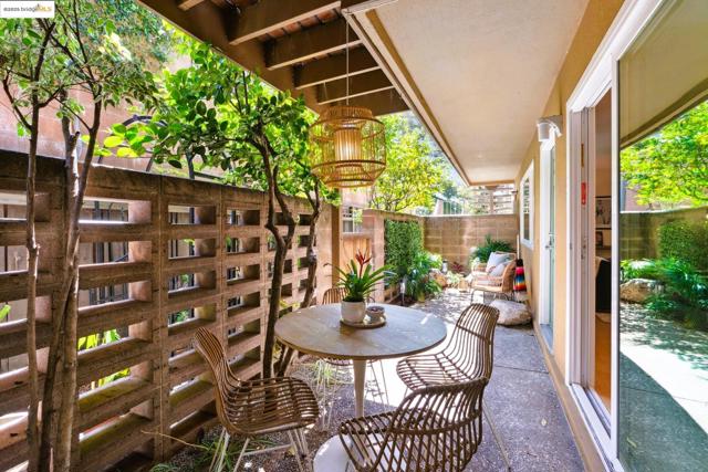 1337 Henry Street, Berkeley CA: https://media.crmls.org/mediaz/1c8f768c-9299-4085-bab3-0a94d065ed5e.jpg